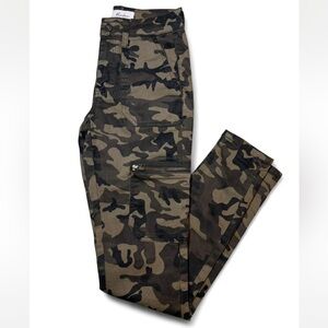 KanCan Camouflage Zippered Pants